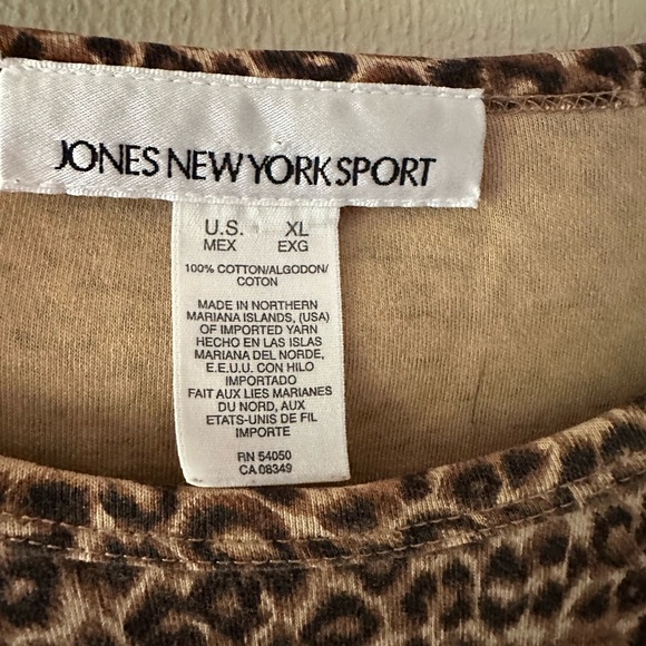 Leopard T - Picture 3 of 3